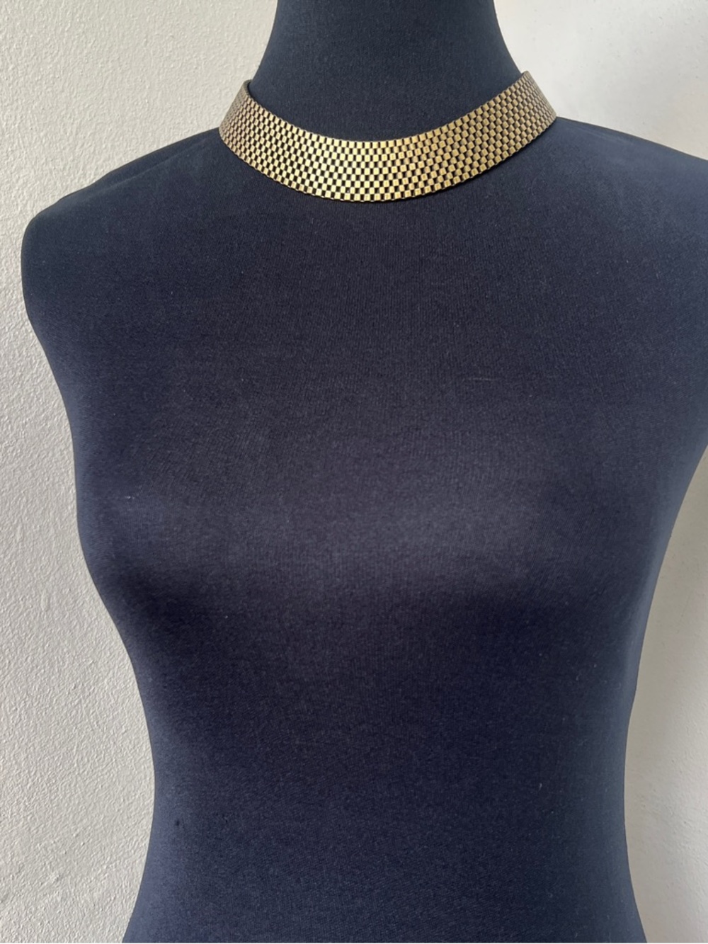 Vintage Bronze Chainmail Mesh Cleopatra Choker necklace - Picture 6 of 6